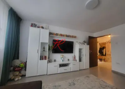 Vanzare apartament 4 camere Tei, complet renovat si mobilat - Bucuresti