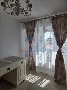 Apartament 3 camere zona cartier Nicolina - foto 4