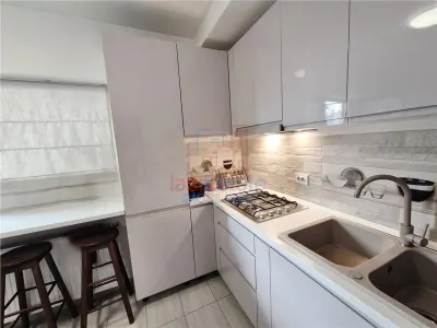 Casa in Bucium la pret de apartament - foto 10
