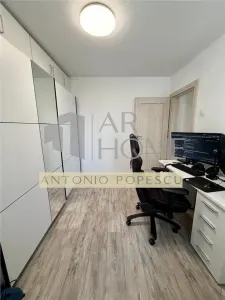 Apartament 3 camere, renovat, in Ploiesti, zona Republicii. - foto 11