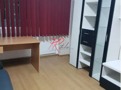 Vanzare apartament 3 camere Iancului total renovat cu centrala - foto 2
