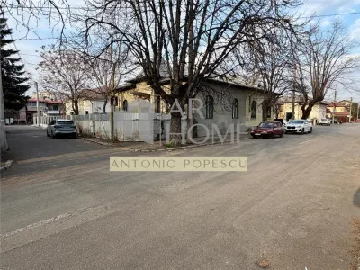 Casa 4 camere plus dependinte, in Ploiesti, zona stadionul Ilie Oana - foto 17