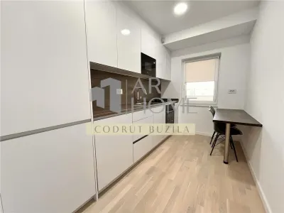 Inchiriere garsoniera de lux, prima inchiriere, Ploiesti, ultracentral - foto 4
