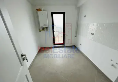 Apartament cu 2 camere decomandat, zona Capat Cug - foto 4