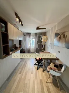 Apartament 3 camere, centrala proprie, Ploiesti, zona centrala - foto 4