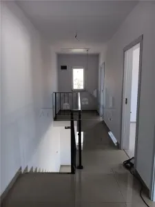 Mutare imediata! LIBERA - LA CHEIE  Visani vila P+1 duplex la str. Principala - foto 10