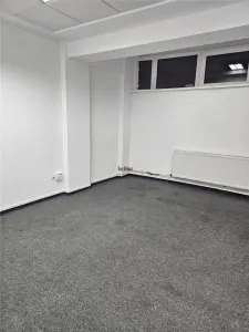 Spatii Birouri - 500 mp - Sos Sibiului - foto 21