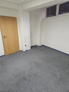 Spatii Birouri - 500 mp - Sos Sibiului - foto 22