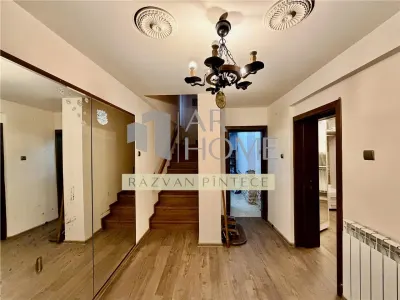 Vanzare vila D+P+1E, Bulevardul Castanilor, Ploiesti - foto 16