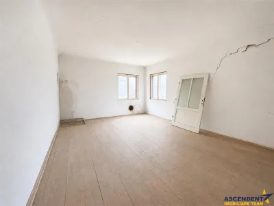 Casa cu  1.924 mp teren, de inchiriat, Sfantu Gheorghe - foto 4
