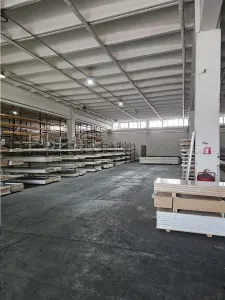 Spatiu Industrial - 1500 mp - Depozitare - Distributie - foto 2