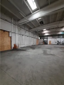 Spatiu Industrial - 1000 mp - Productie - Depozitare - foto 4