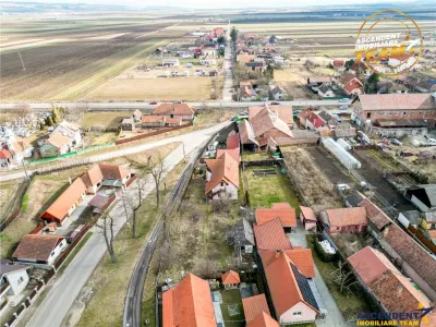 Casa cu peste 900mp teren si garaj, Chilieni, Sfantu Gheorghe, - foto 13