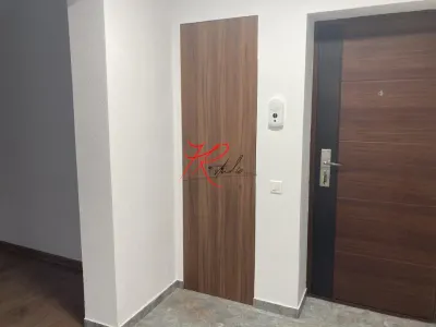 Vanzare apartament 3 camere renovat, vatra luminoasa - foto 10