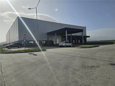 Spatii Industriale - 10000 mp - Logistica - Depozitare - Productie - foto 12