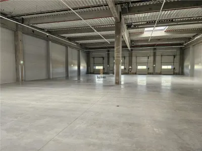 Spatiu Industrial - 1800 mp - Productie - Depozitare - Distributie - foto 2