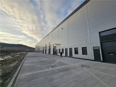 Spatiu Industrial - 900 mp - Productie - Depozitare - foto 4