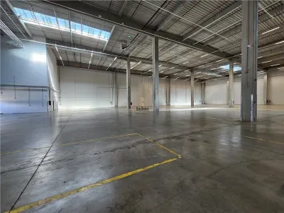 Spatiu Industrial - 3500 mp - Logistica - Productie - Depozitare - Distributie - foto 10