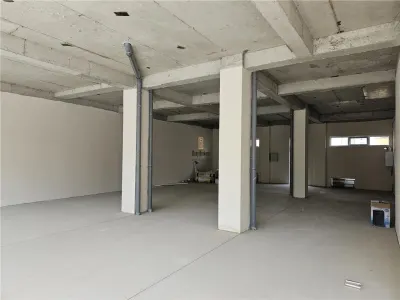 Spatiu Comercial - 200 mp - Balanta - Clinica Medicala - Showroom - Comert - Servicii - foto 7