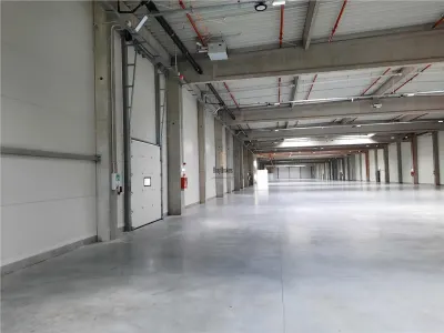 Spatiu Industrial - 4500 mp - Logistica - Productie - Depozitare - foto 4