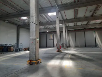 Spatiu Industrial - 1800 mp - Productie - Depozitare - Distributie - foto 2
