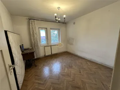 Central | Apartament spatios cu 4 camere | Etaj I - foto 6