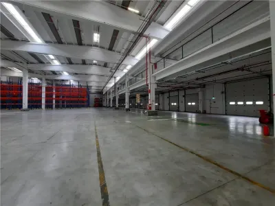 Spatiu Industrial - 3000 mp - Logistica - Productie - Depozitare - Distributie - foto 3