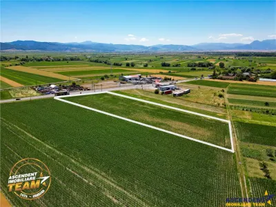 8.400mp, la DN12, cu Certificat Urbanism, teren intravilan, Chichis, Covasna. - foto 3