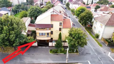 Vila spatioasa cu 7 camere in Centru | Ideala pentru familie, investitie sau business - foto 2