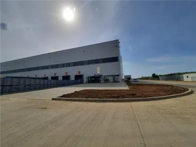 Spatiu Industrial – 4200 mp – Productie – Depozitare – Logistica – Distributie - foto 2
