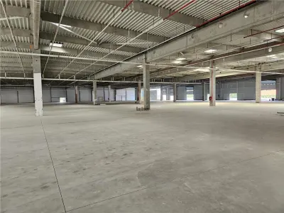 Spatiu Industrial - 6000 mp - Productie - Depozitare - Distributie - foto 13