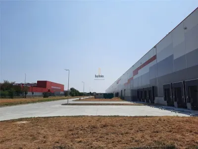Spatiu Industrial - 5300 mp - Logistica - Productie - Depozitare - Distributie - foto 4