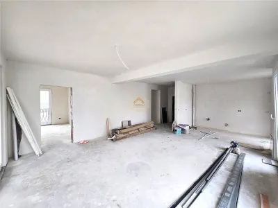 Video | Apartament Nou cu 3 Camere - 94 mp utili | Parter | Strada Basmelor - Satu Mare - foto 5
