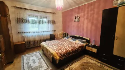 VIDEO | Casa cu teren generos si deschidere la 3 strazi | 10 minute de Satu Mare - foto 10