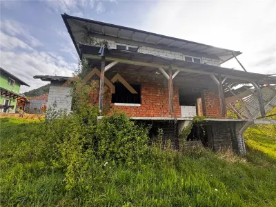 Casa cu etaj la rosu, Cicarlau , zona centrala - foto 14