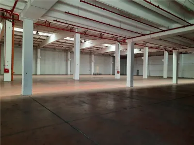Spatiu Industrial - 2300 mp - Productie - Depozitare - foto 9