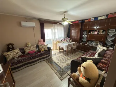 VIDEO | Apartament cu 2 camere decomandat | Micro 17 - foto 6