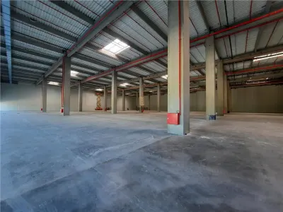 Spatiu Industrial - 4600 mp - Logistica - Productie - Depozitare - Distributie - foto 3