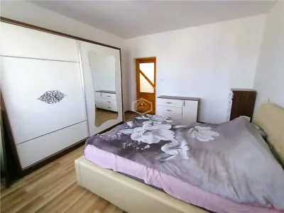 Proprietate cu 4 camere in vecinatatea Cetatii Medievale - foto 13