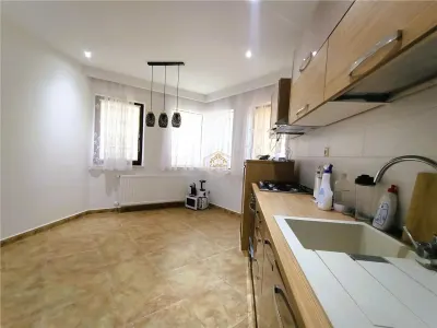 Proprietate cu 4 camere in vecinatatea Cetatii Medievale - foto 10