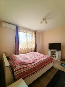 VIDEO | Vila spatioasa cu 6 camere, crama si teren generos | Bercu Rosu - foto 7