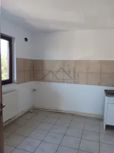 Ocazie Vila P+E 193mp doua bai doua bucatarii doua living 6 dormitoare Lunca Cetatuii - foto 16