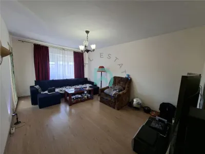 Apartament  3 camere, 74 mp, Triaj - Brasov