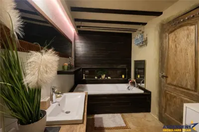 Pet friendly, design bohemian, parcare inclusa, curte proprie, vedere spectaculoasa, zona Troitelor - foto 9