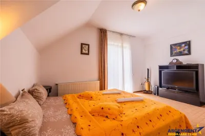 FILM! Complex turistic apreciabil, pe 2.000 mp teren in Cheile Rasnoavei, Brasov - foto 6