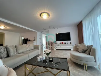 Casa spatioasa , intrare Izvor, Brasov - foto 4