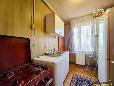 Decomandat apartament cu 2 camere, Lenin, Sfantu Gheorghe - foto 11