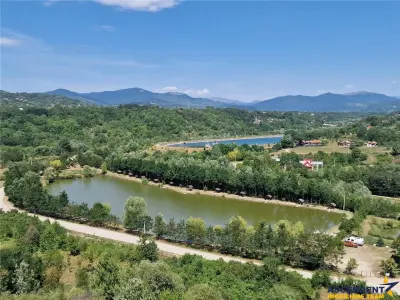 Casa traditionala, cu 2.000mp teren roditor, Izvoarele - foto 4
