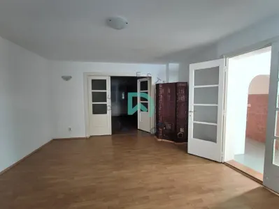 Potential Booking, zona  Schei, Brasov - Brasov