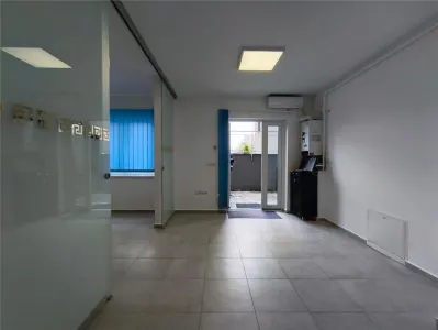 Spatiu Comercial Maurer 39 mp Loc Parcare Terasa - foto 5